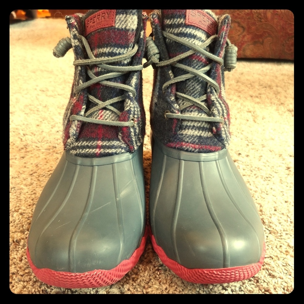 Flannel Sperry booties